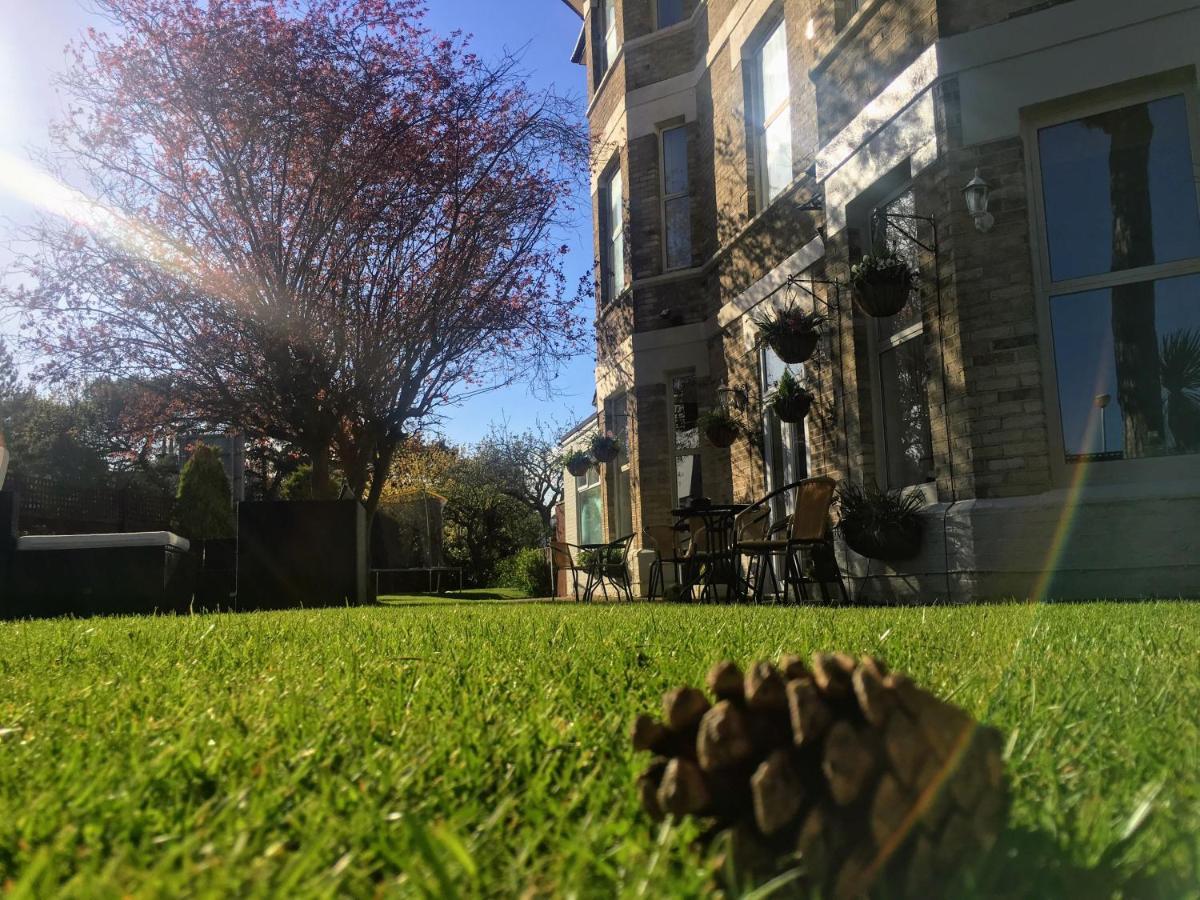 Applewood Hotel Bournemouth Ngoại thất bức ảnh